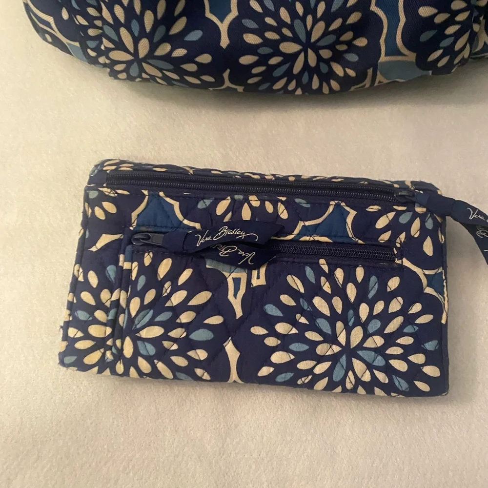Vera Bradley Navy and White Floral‎ Backpack with Matching Wallet
